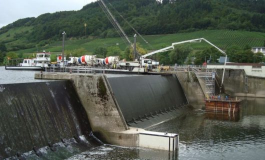 Wasserbau Trier-Detzem Wehrpfeiler